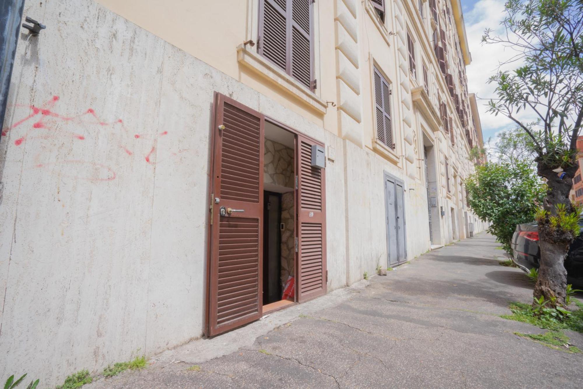 Dimora San Giovanni Rome Exterior photo